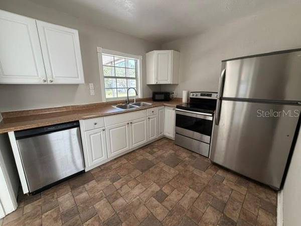 1111 ASTURIA WAY S, St Petersburg, FL, 33705 photo 4