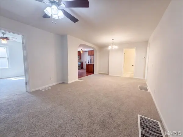 6941 Willing ST, Barnhart, MO 63012