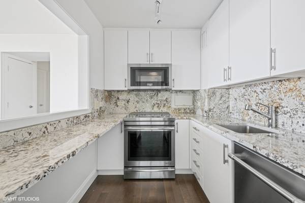 3600 N Lake Shore DR #1914, Chicago, IL 60613