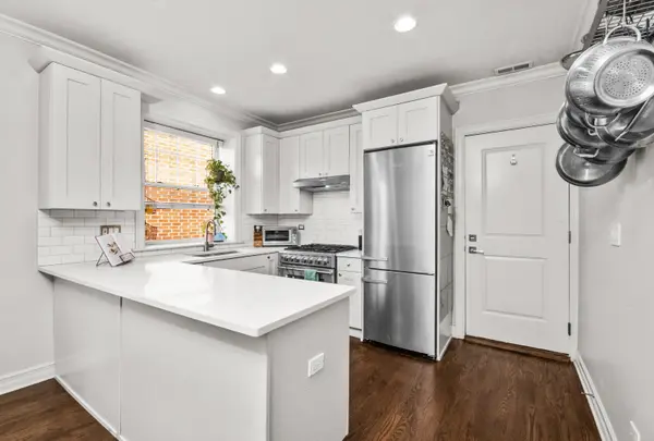 2711 N MILDRED AVE #2A, Chicago, IL 60614