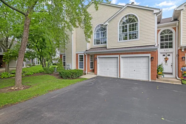 924 Ann Arbor LN #0, Vernon Hills, IL 60061