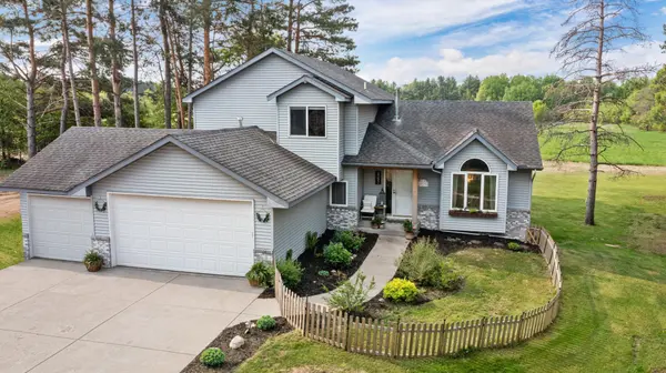 4292 275th AVE NW, Isanti, MN 55040