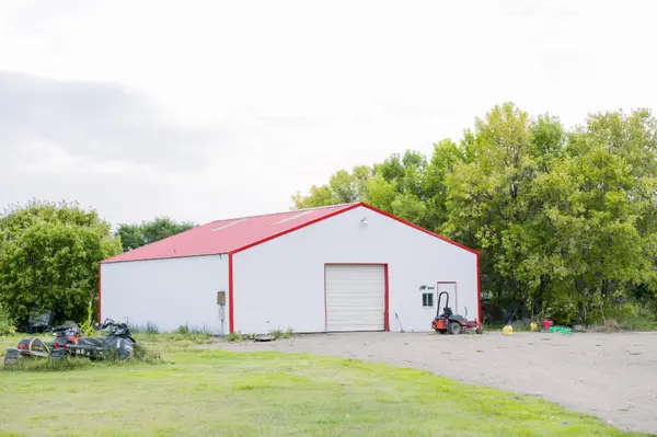 15956 52nd ST SE, Kindred, ND 58051