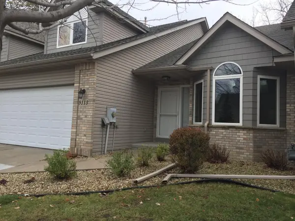 9113 Medley CIR, Golden Valley, MN 55427