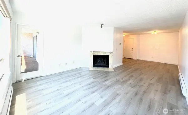 1175 Harrington PL NE #214, Renton, WA 98056
