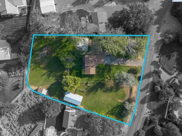 101204 E Clover Road, Kennewick, WA 99338