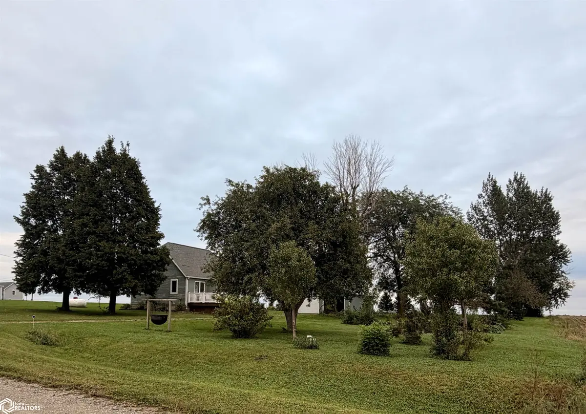 20862 H AVE, Grundy Center, IA 50638