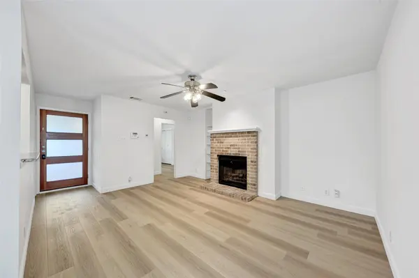 2106 Nickerson ST #105, Austin, TX 78704