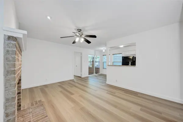 2106 Nickerson ST #105, Austin, TX 78704