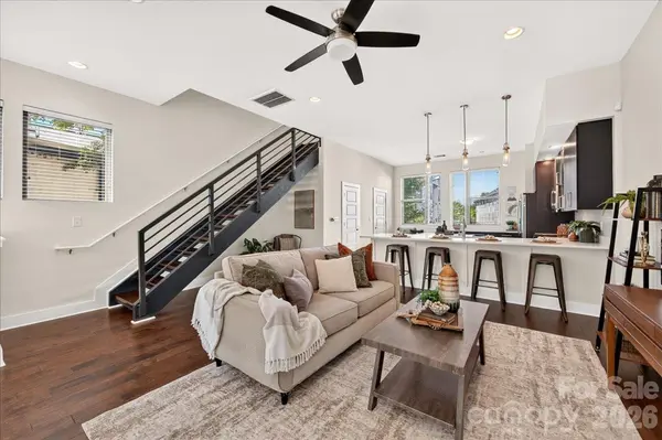 2010 Hawkins ST, Charlotte, NC 28203