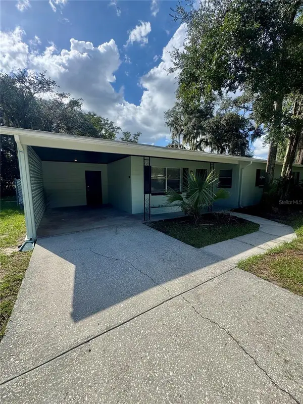 7602 PINE HILL DR, Tampa, FL 33617