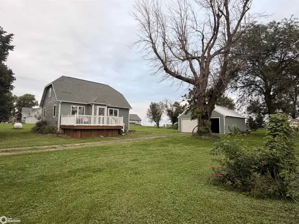 20862 H AVE, Grundy Center, IA 50638