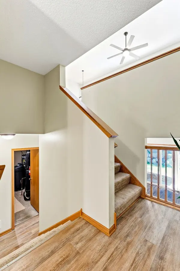 14252 Parkview LN NW, Prior Lake, MN 55372