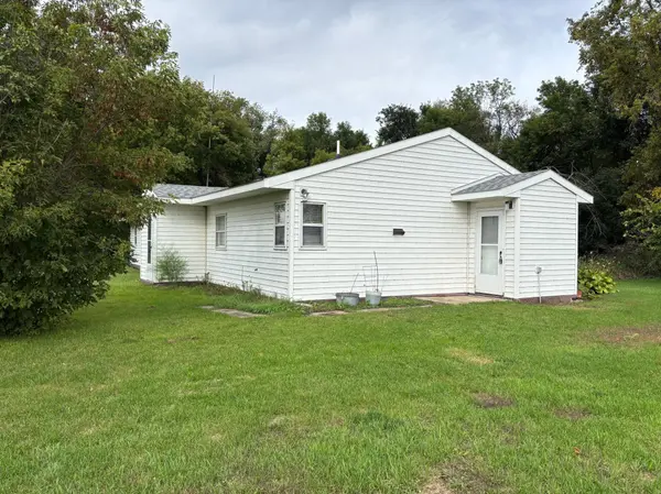 21404 400th AVE, Cyrus, MN 56323