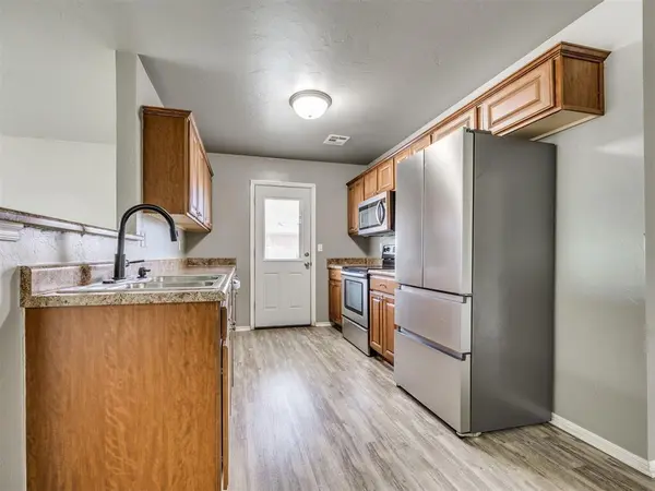 609 Linden LN, Mustang, OK 73064