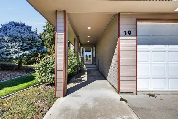 39 Paradise Drive, Burbank, WA 99323