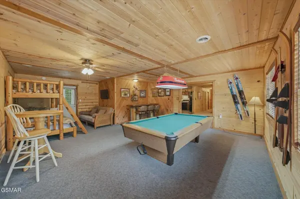 759 Ridgefield Drive, Sevierville, TN 37876