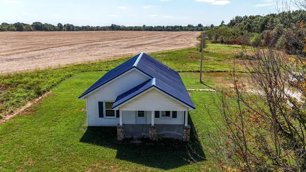 4956 E 800 RD, El Dorado Springs, MO 64744