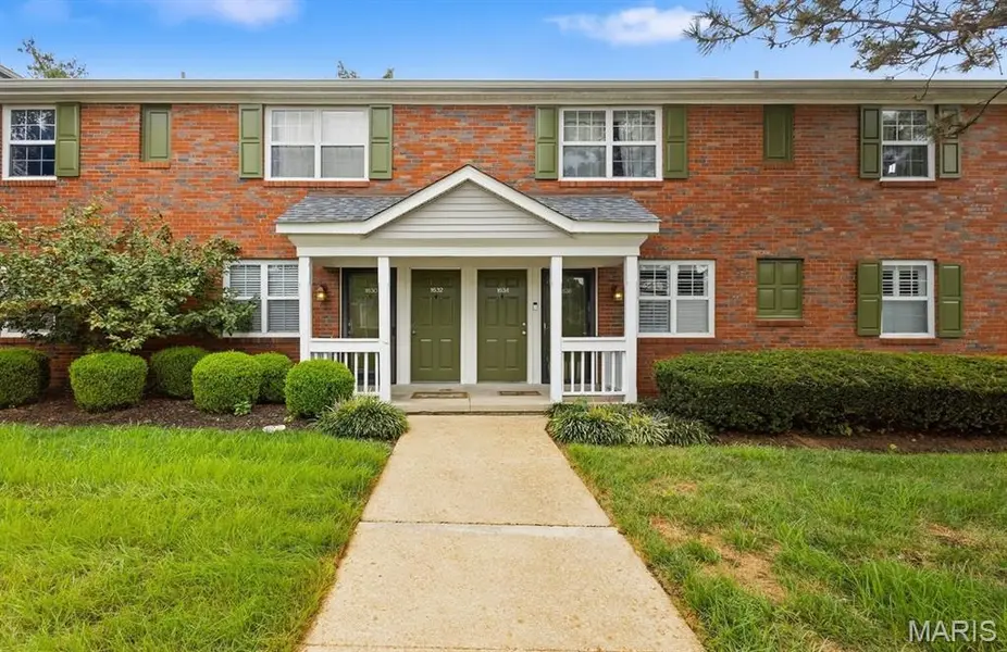 1630 Thrush TER #1630, Brentwood, MO 63144