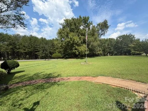5241 Golden Pond DR, York, SC 29745