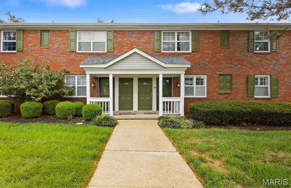 1630 Thrush TER #1630, Brentwood, MO 63144