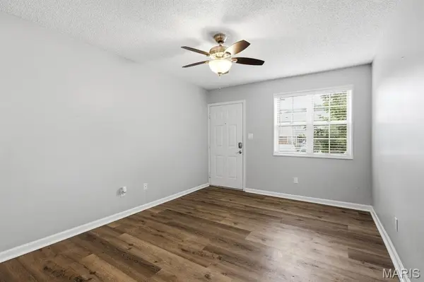 1630 Thrush TER #1630, Brentwood, MO 63144