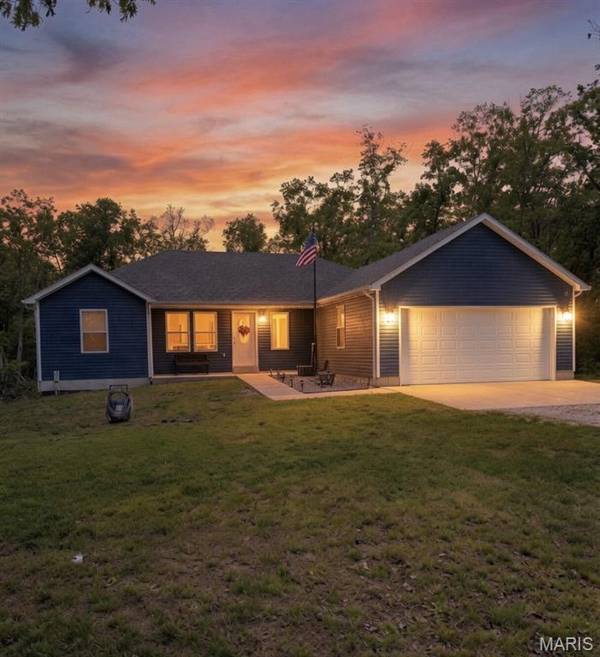 235 Chestnut VW, Farmington, MO 63640