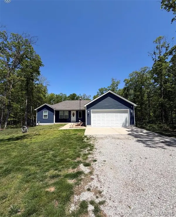 235 Chestnut VW, Farmington, MO 63640