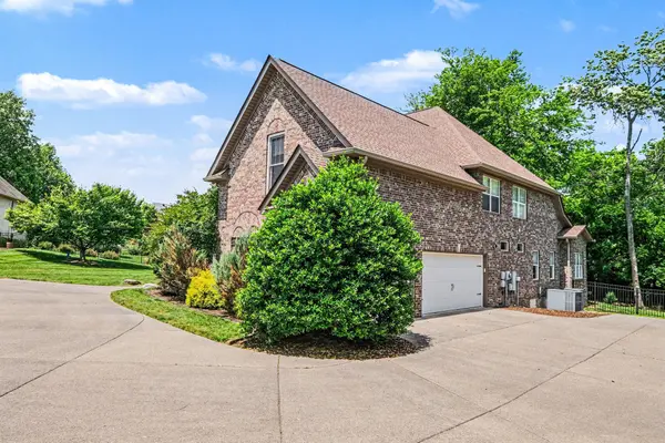 3005 Trawler Ct, Spring Hill, TN 37174
