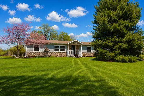 6458 E Bootjack RD, Rolling Prairie, IN 46371