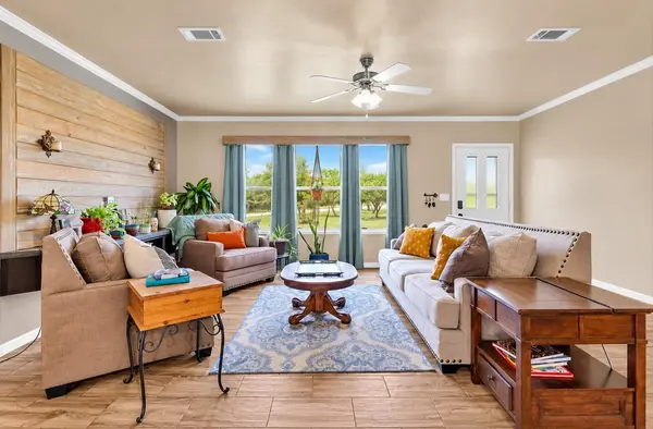 213 River Front DR, Cedar Creek, TX 78612