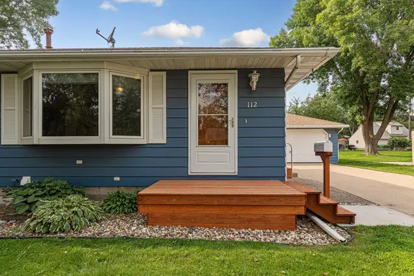 112 N Manitou DR, Mankato, MN 56001