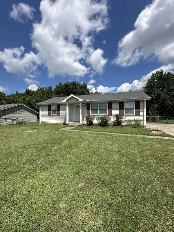 587 Anita Dr, Clarksville, TN 37042