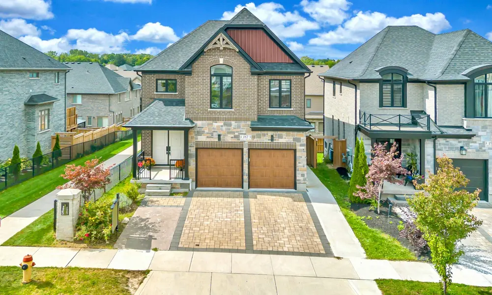 187 Forest Creek DR, Kitchener, ON N2R 0M1