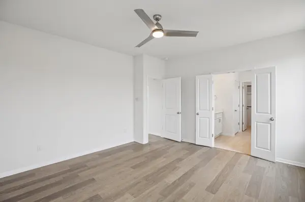 345 Elephant Island LOOP, Kyle, TX 78640