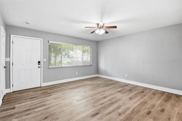 310 93RD AVE N, St Petersburg, FL, 33702 photo 12