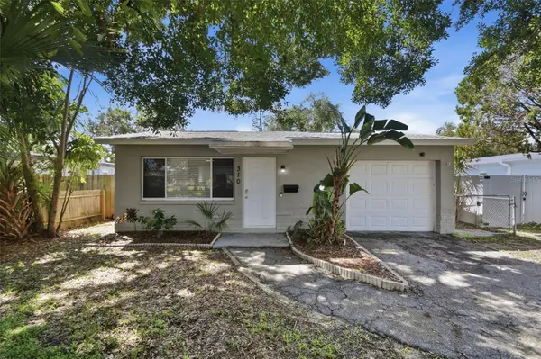 310 93RD AVE N, St Petersburg, FL 33702