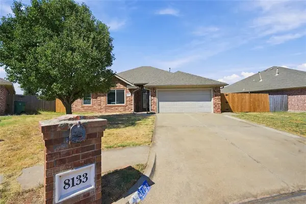 8133 Woodhue DR, Oklahoma City, OK 73135