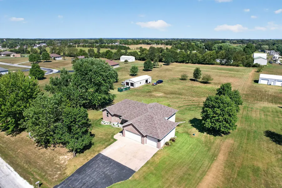 327 Alice PL, Ozark, MO 65721