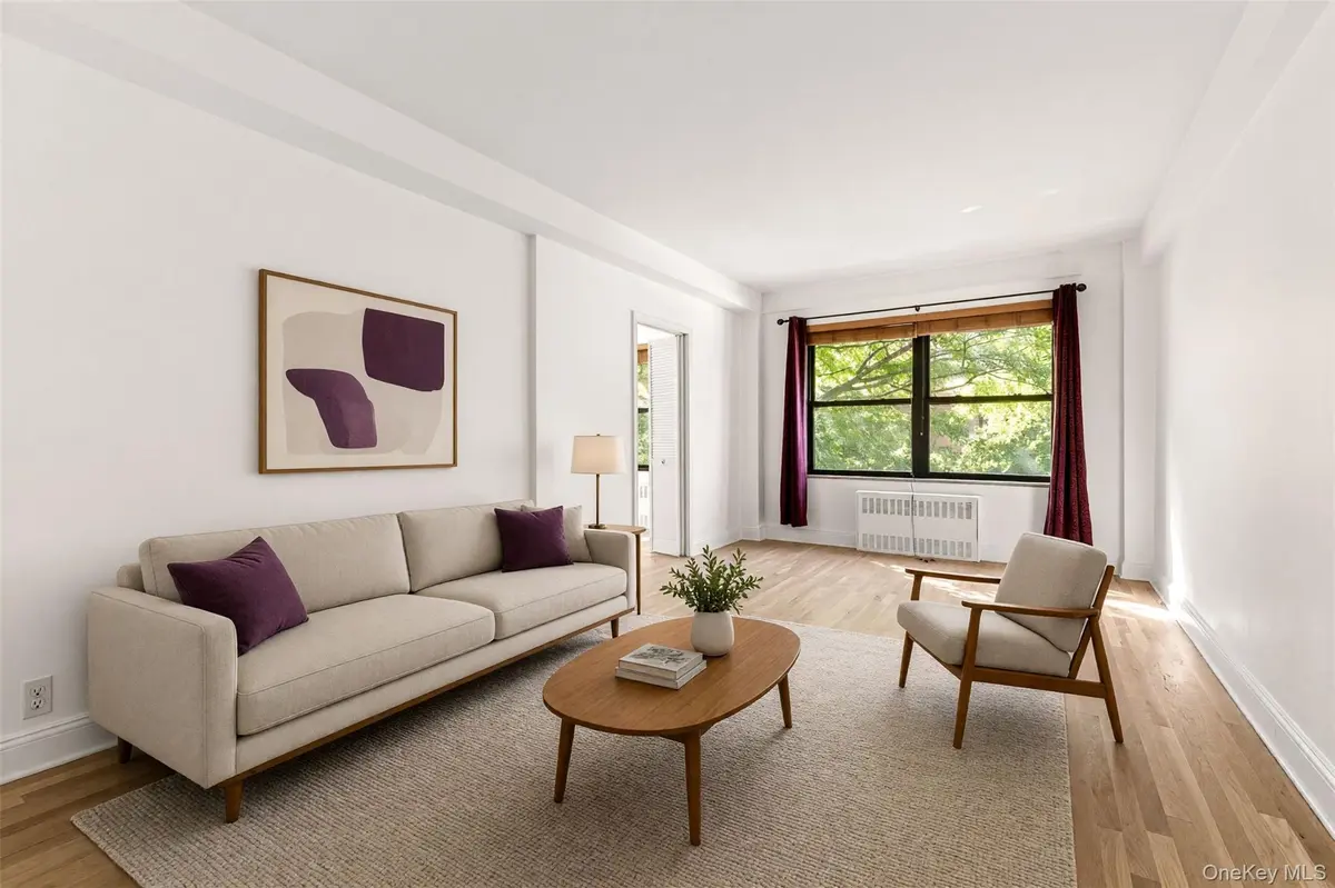 99-40 63 RD #1E, Rego Park, NY 11374