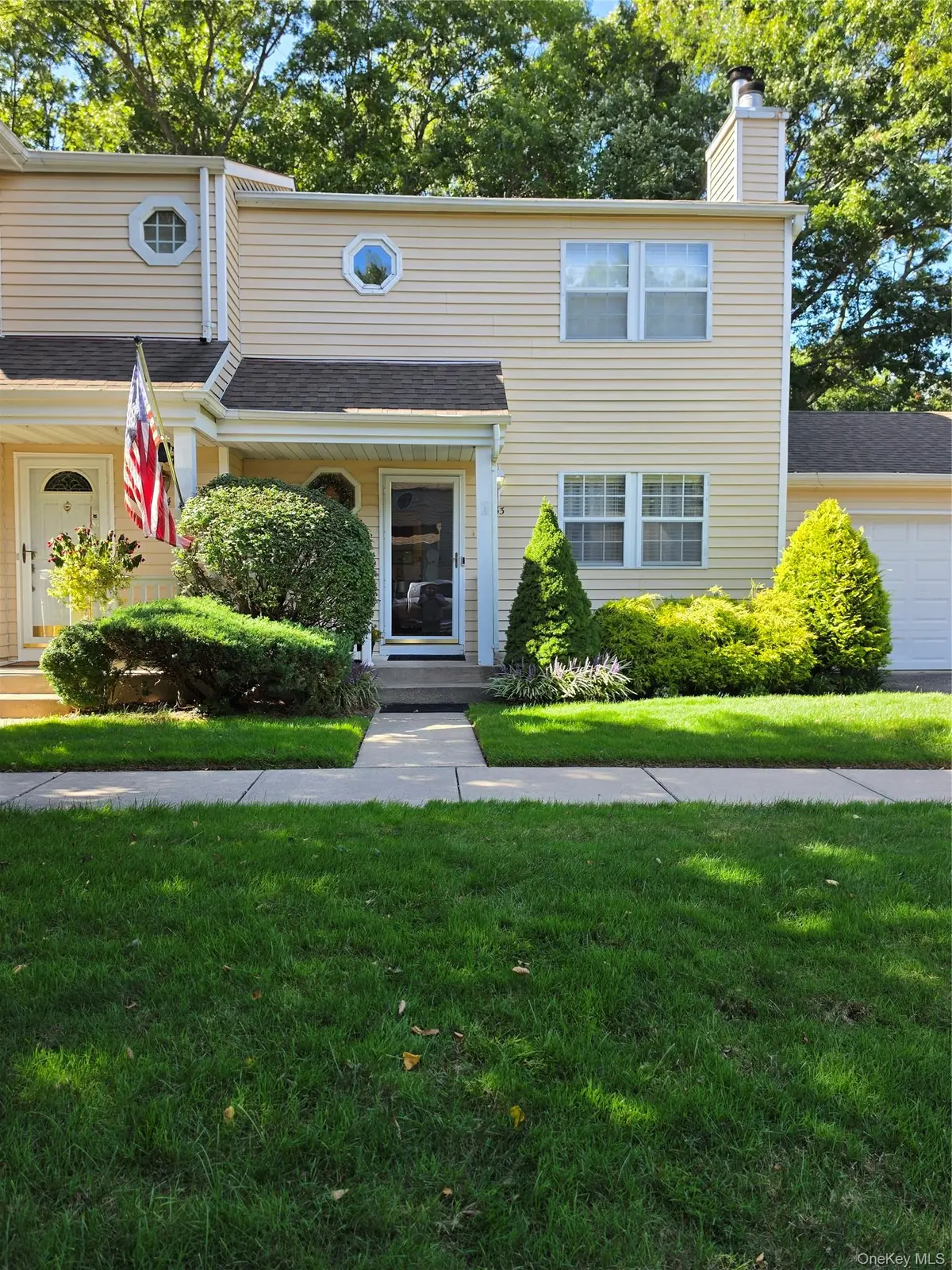 53 Hancock, Yaphank, NY 11980
