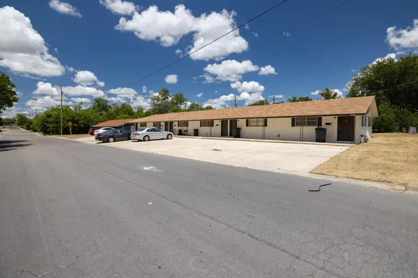 213 E Harrison Ave, Killeen, TX 76541