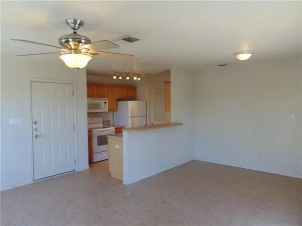 400 Eagles Nest DR, Wimberley, TX 78676