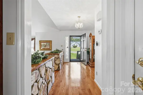 118 Sherwood DR, Taylorsville, NC 28681