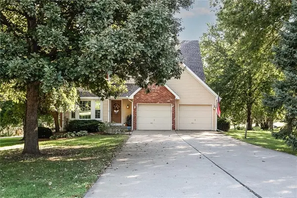 13801 Marie PL, Kearney, MO 64060