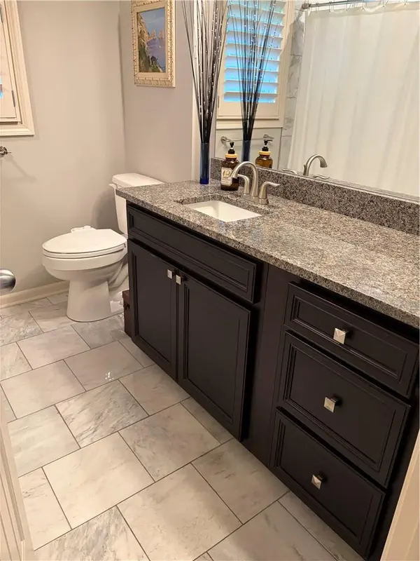 2230 W 71st ST, Prairie Village, KS 66208