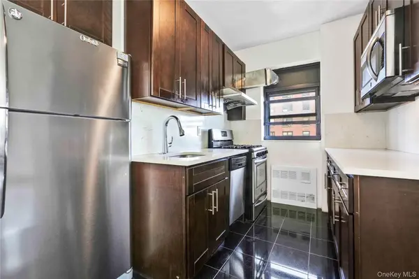 99-40 63rd rd #9D, Rego Park, NY 11374