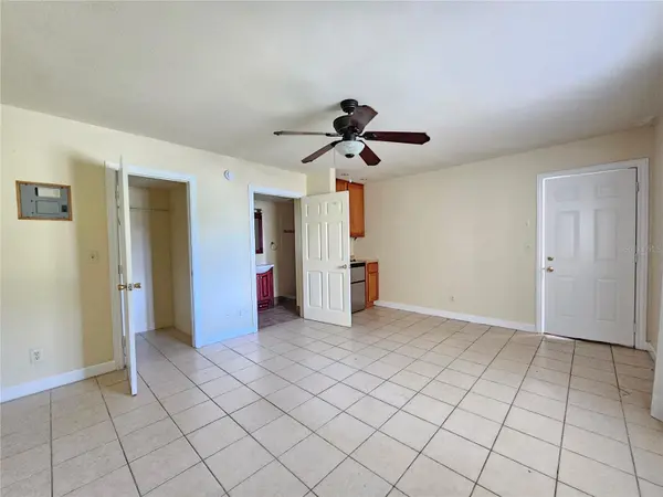 1375 DREW ST #102, Clearwater, FL 33755