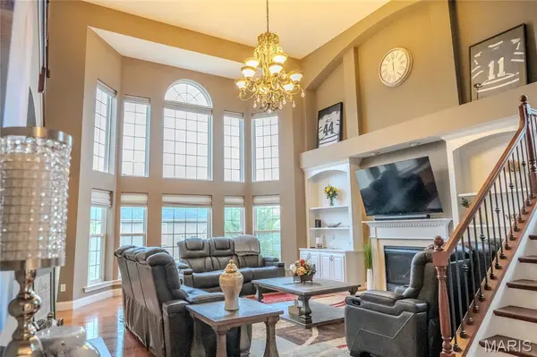 979 Bentley Park CIR, O'fallon, MO 63368