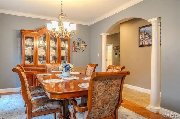 979 Bentley Park CIR, O'fallon, MO 63368